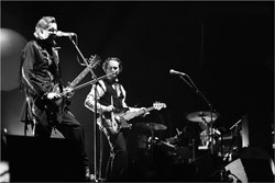 Sigur Ros live at DK Lensoveta, S-Pb, 26.08.08; photo by nIcKandr