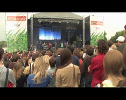 2007.07.28 - Múm - Russia, Moscow, Picnic Afisha Festival DVD